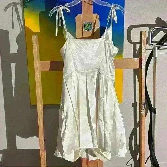 SHEIN White Ivory Ruched Tank Romper Size L - Picture 2 of 6